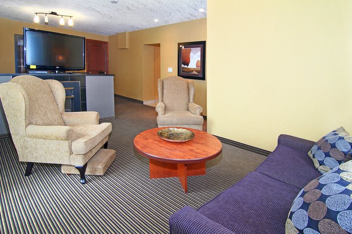 Room 19 of 48