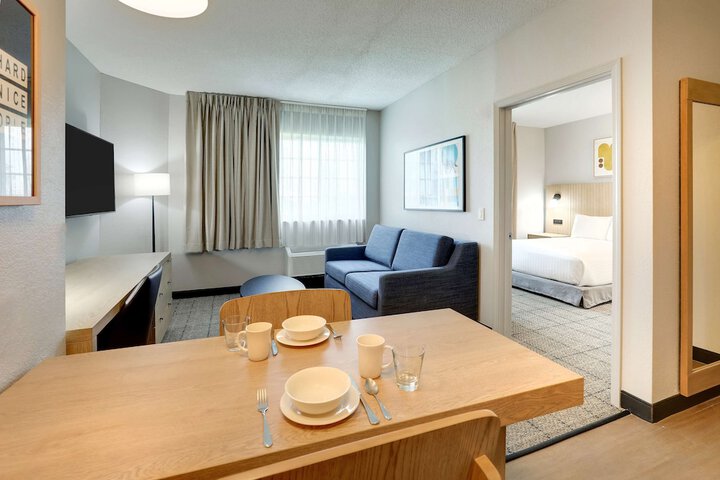 Room 40 of 49