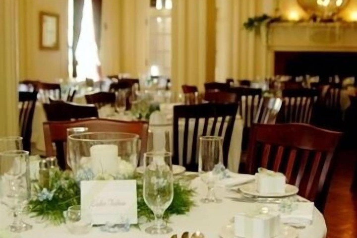 Ballroom/Hall 29 of 34