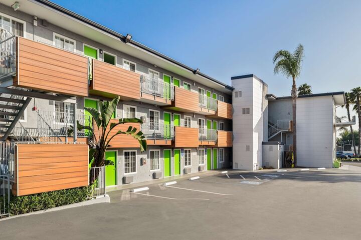 Hotel 5 of 25