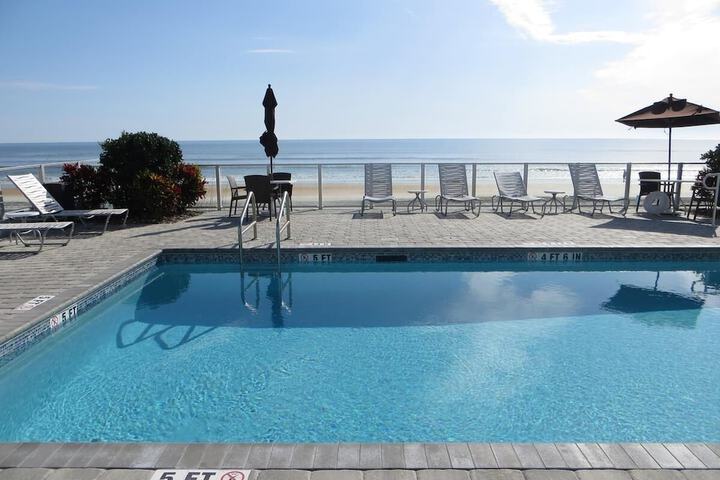 Lotus Boutique Inn & Suites