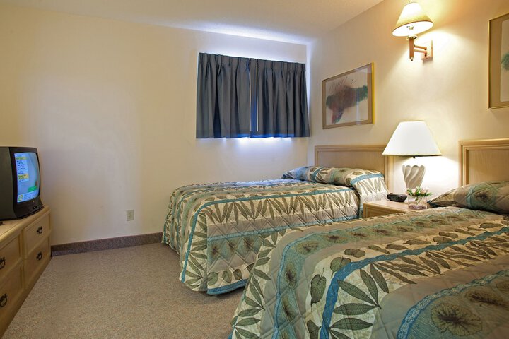 Room 15 of 40