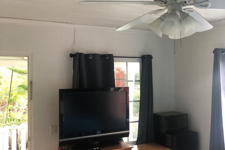 Room 30 of 65