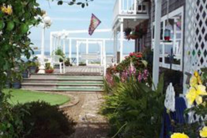 Cliff House - Waldport