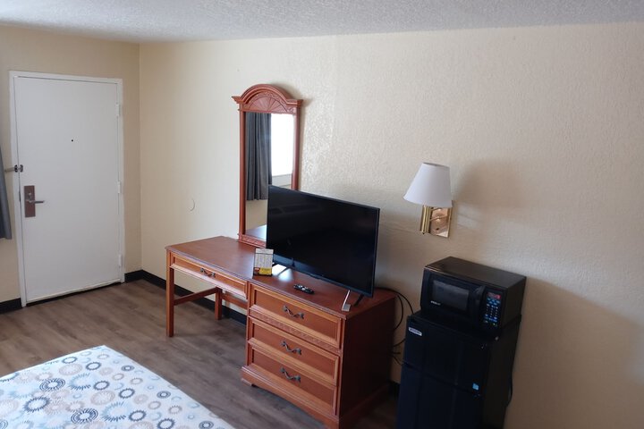 Room 54 of 91