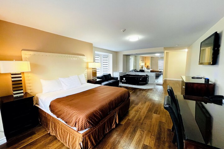 Room 26 of 39