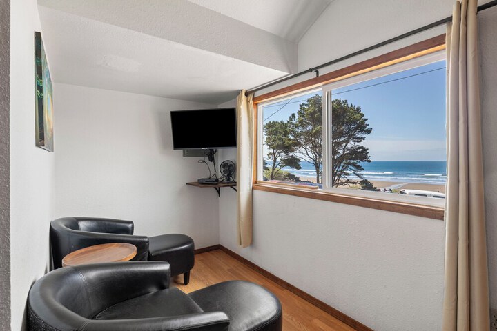 Oceanside Ocean Front Cabins