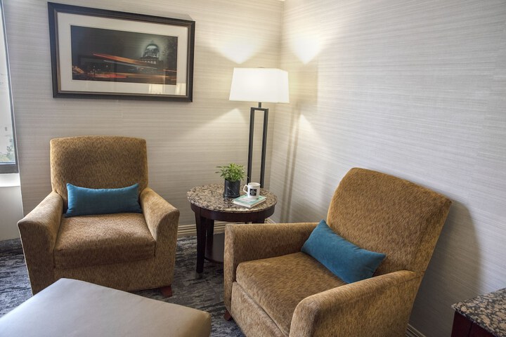 The Madison Concourse Hotel and Governors Club