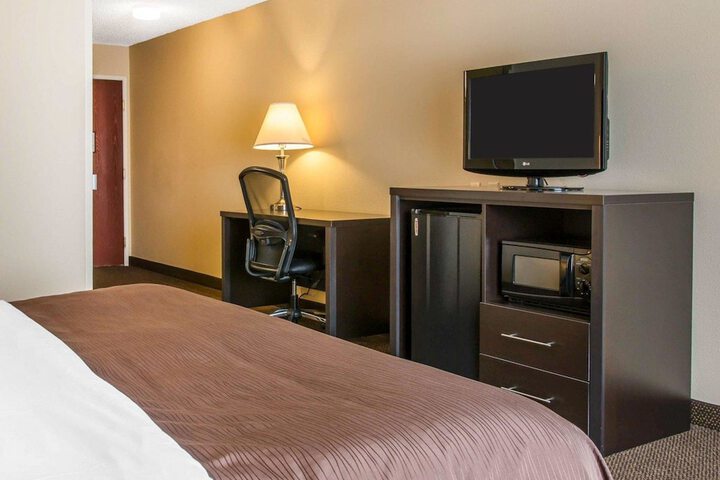 Room 46 of 60