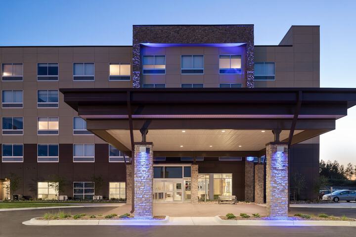 Hotel 6 of 43