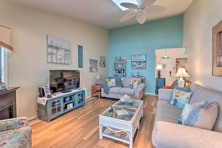 Topsail Beach Oceanfront Oasis w / Stunning Views!