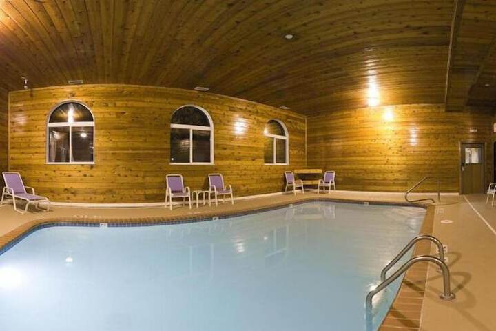 Pool 6 of 30