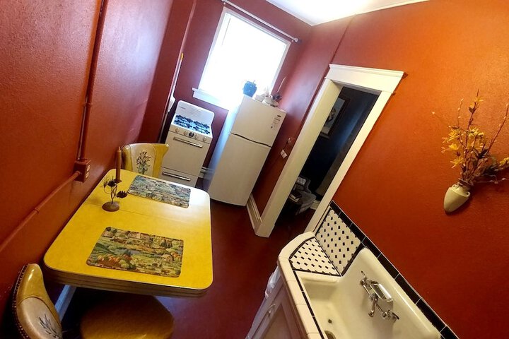 Room 54 of 101