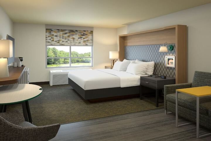 Room 32 of 57