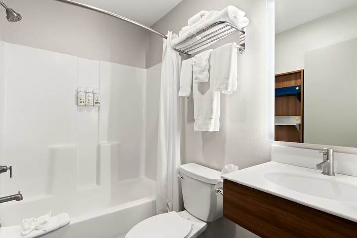 Holiday Inn Express & Suites George Quincy South by IHG