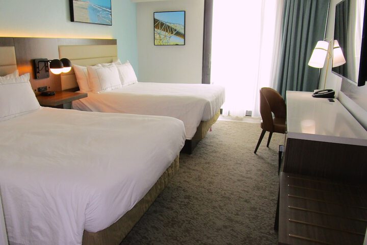 DoubleTree by Hilton Corpus Christi Beachfront