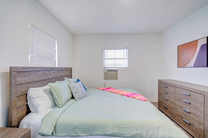 Room 27 of 58