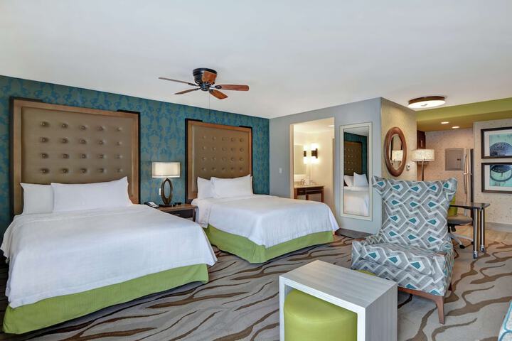 Room 28 of 45
