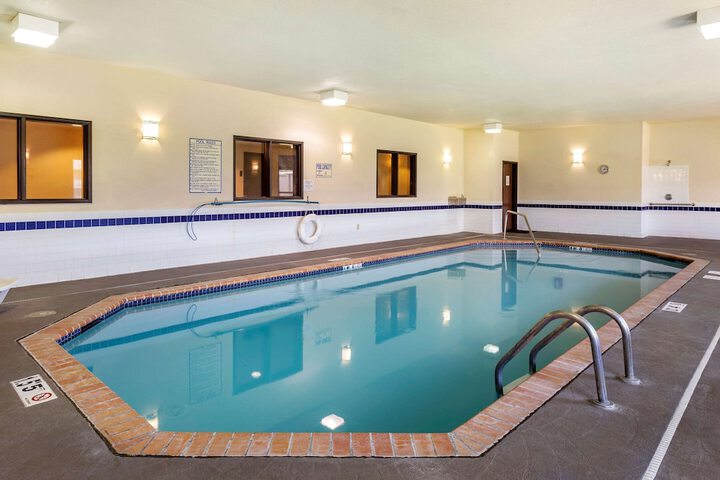 Pool 3 of 29