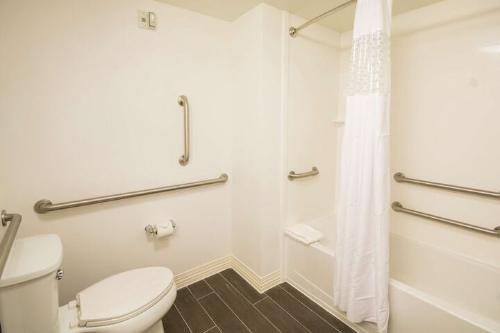 Room 20 of 40
