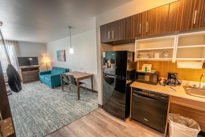 MainStay Suites at Discovery Park of America