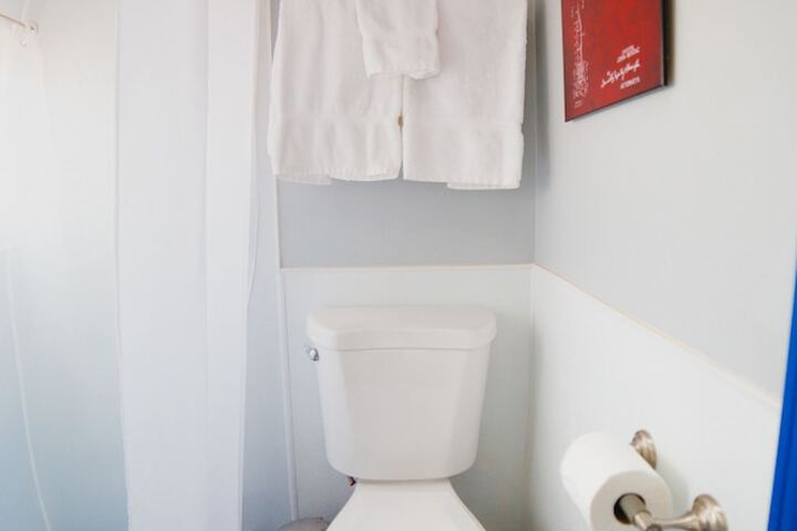Room 90 of 183