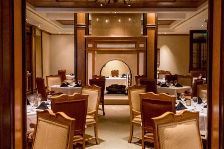 Dining 23 of 35