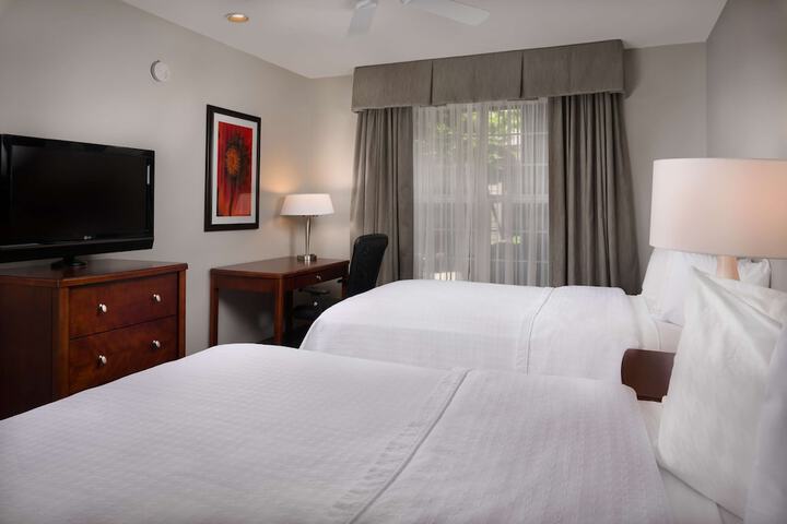 Room 15 of 46