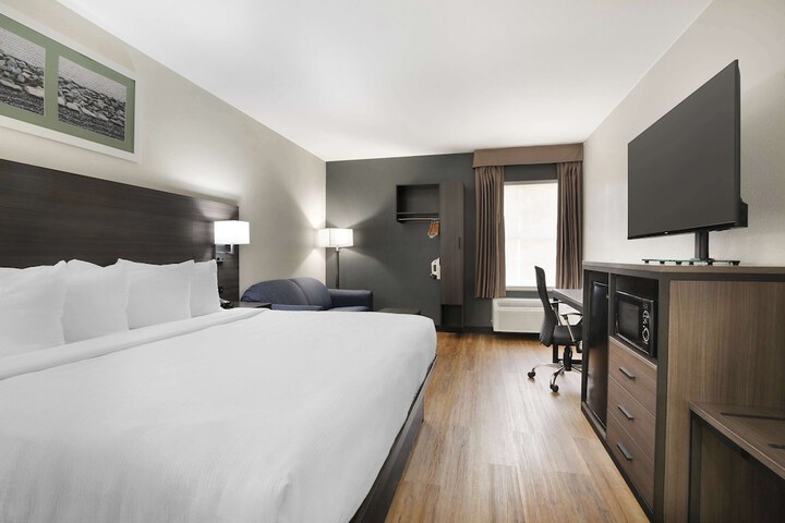 Best Western Mystic Hotel