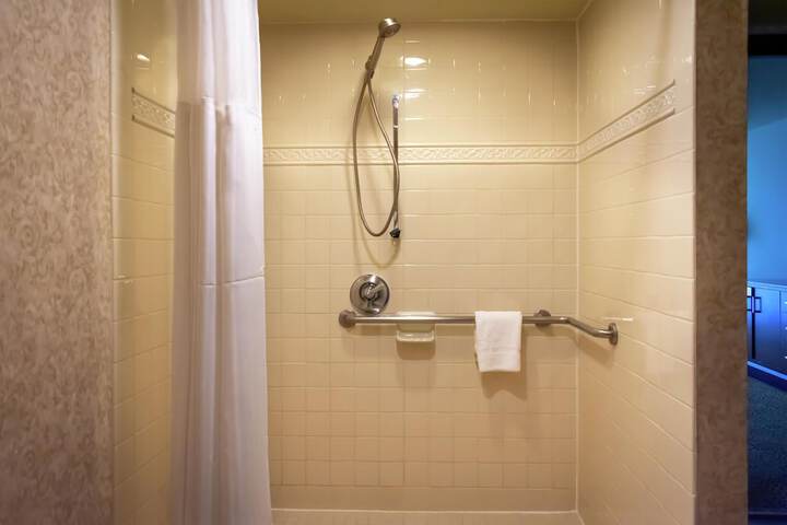 DoubleTree by Hilton San Jose