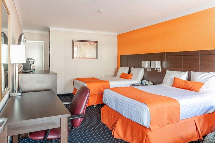 Room 42 of 60