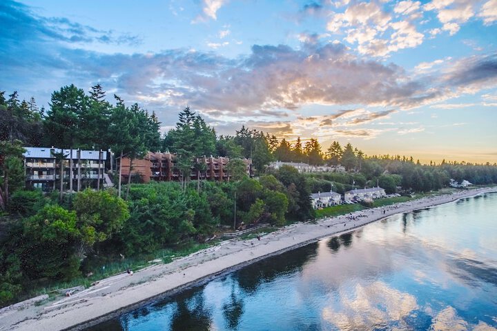 Tigh-Na-Mara Seaside Spa Resort