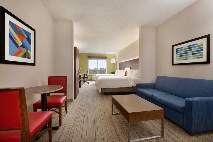 Holiday Inn Express Hotel and Suites of Opelika / Auburn by IHG