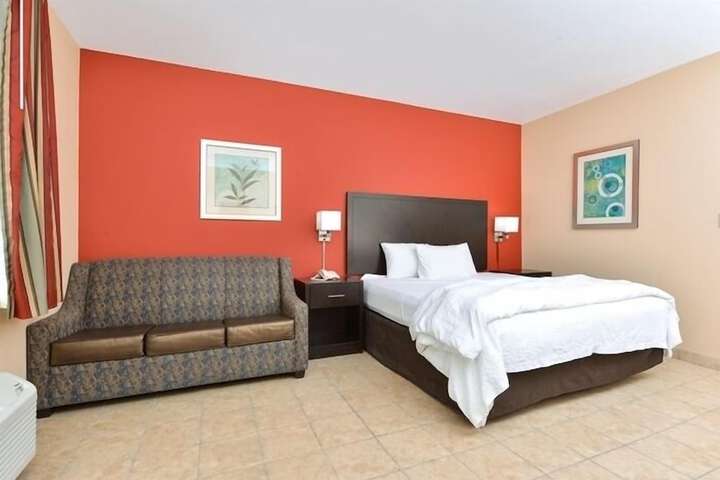 Room 12 of 26