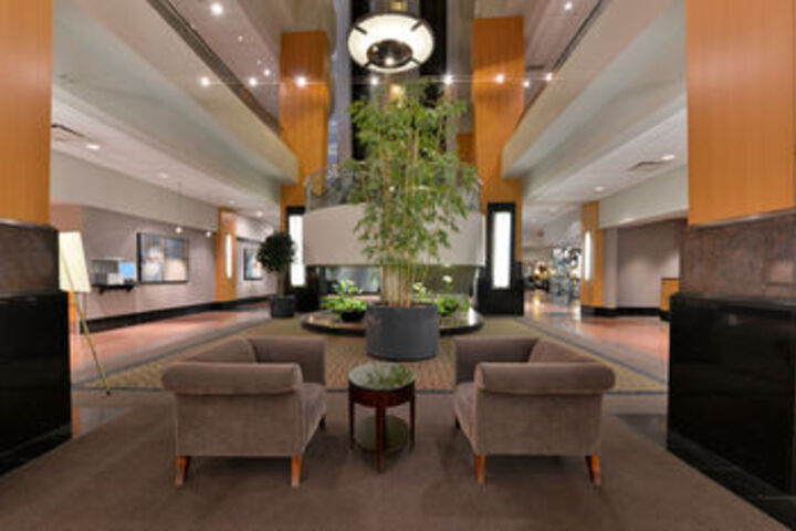 Edward Hotel and Convention Center