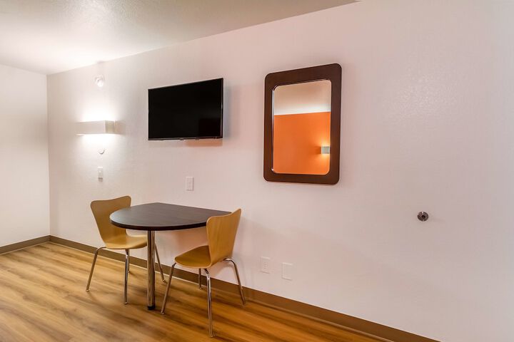 Room 26 of 29