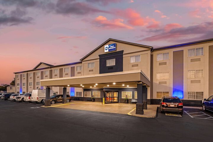 Hotel 2 of 25