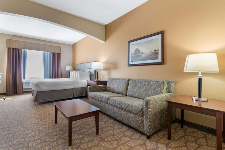 Room 18 of 34