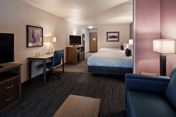 Room 14 of 26