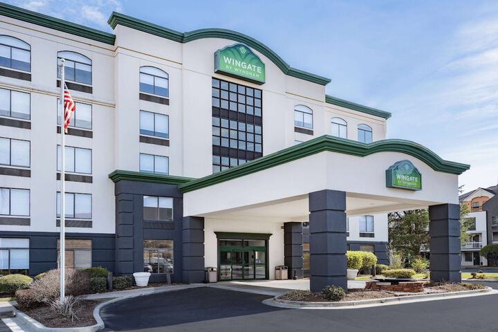 Hotel 4 of 34