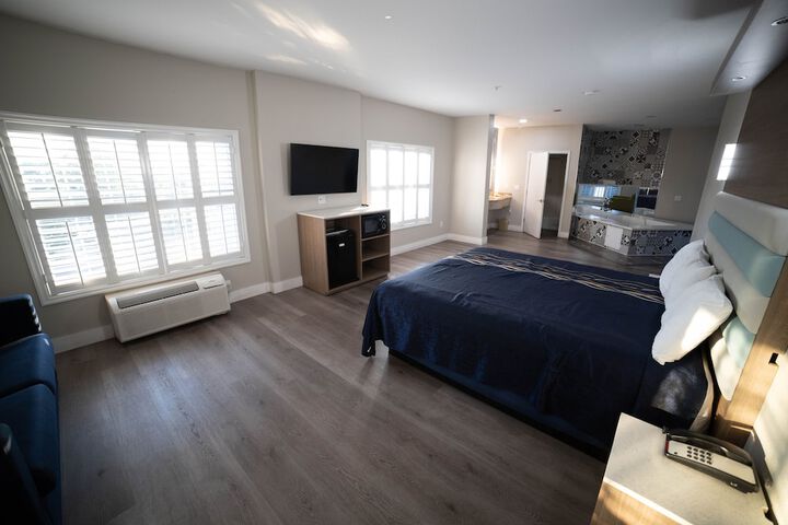 Room 12 of 67