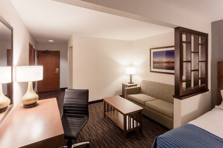 Room 37 of 49