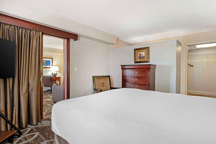 Room 15 of 54