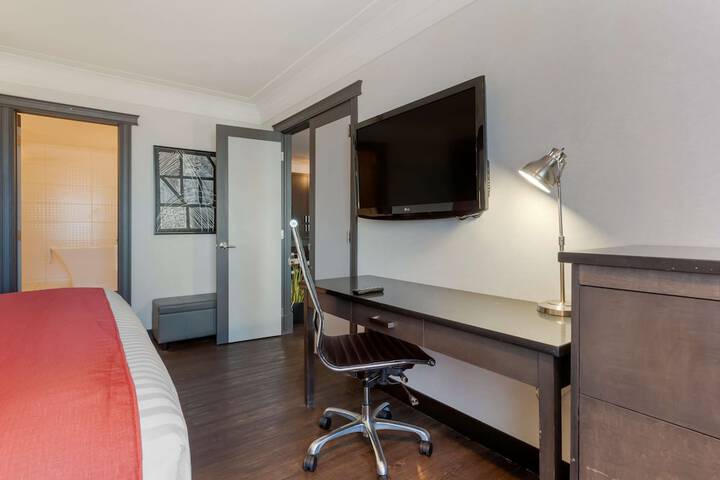 Room 22 of 89