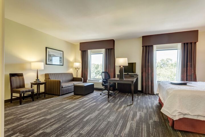 Room 21 of 43
