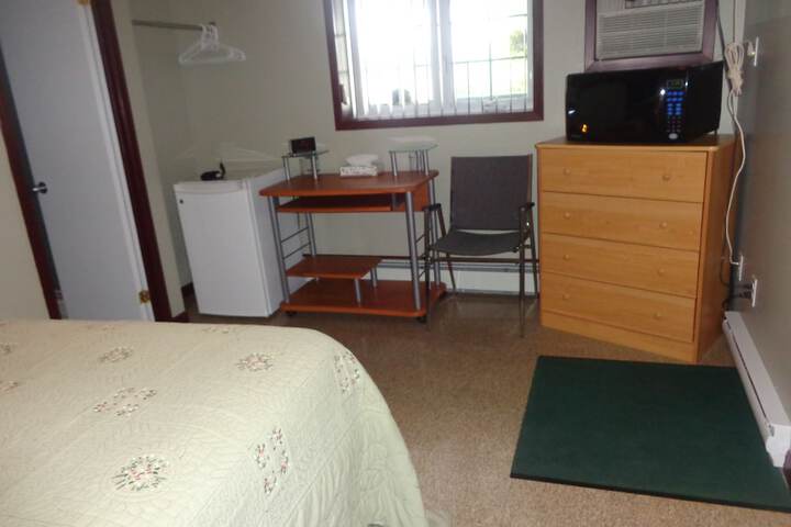 Room 13 of 42