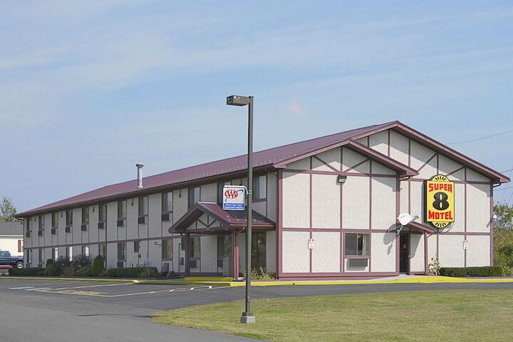 Hotel 2 of 13
