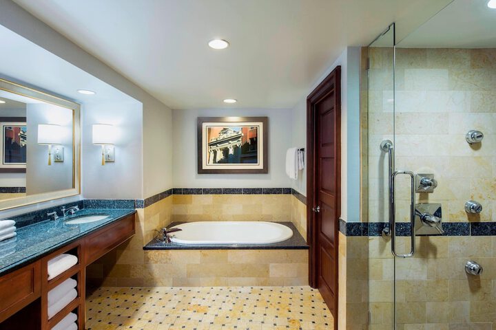 Room 12 of 52