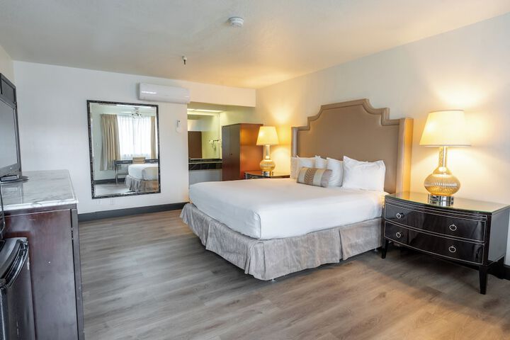 Room 15 of 46