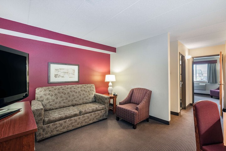 Room 14 of 30